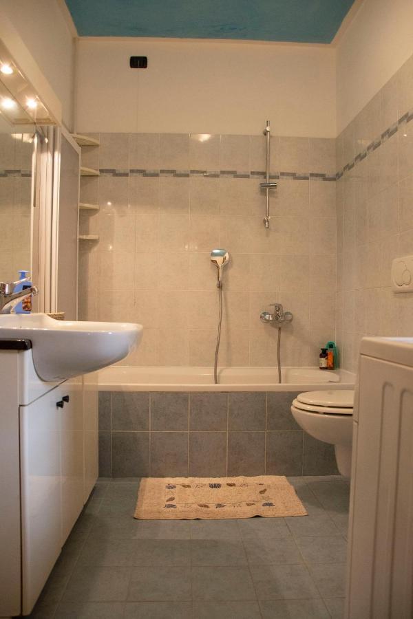Ferienwohnung Un'Oasi Di Pace Agrate Brianza Exterior foto